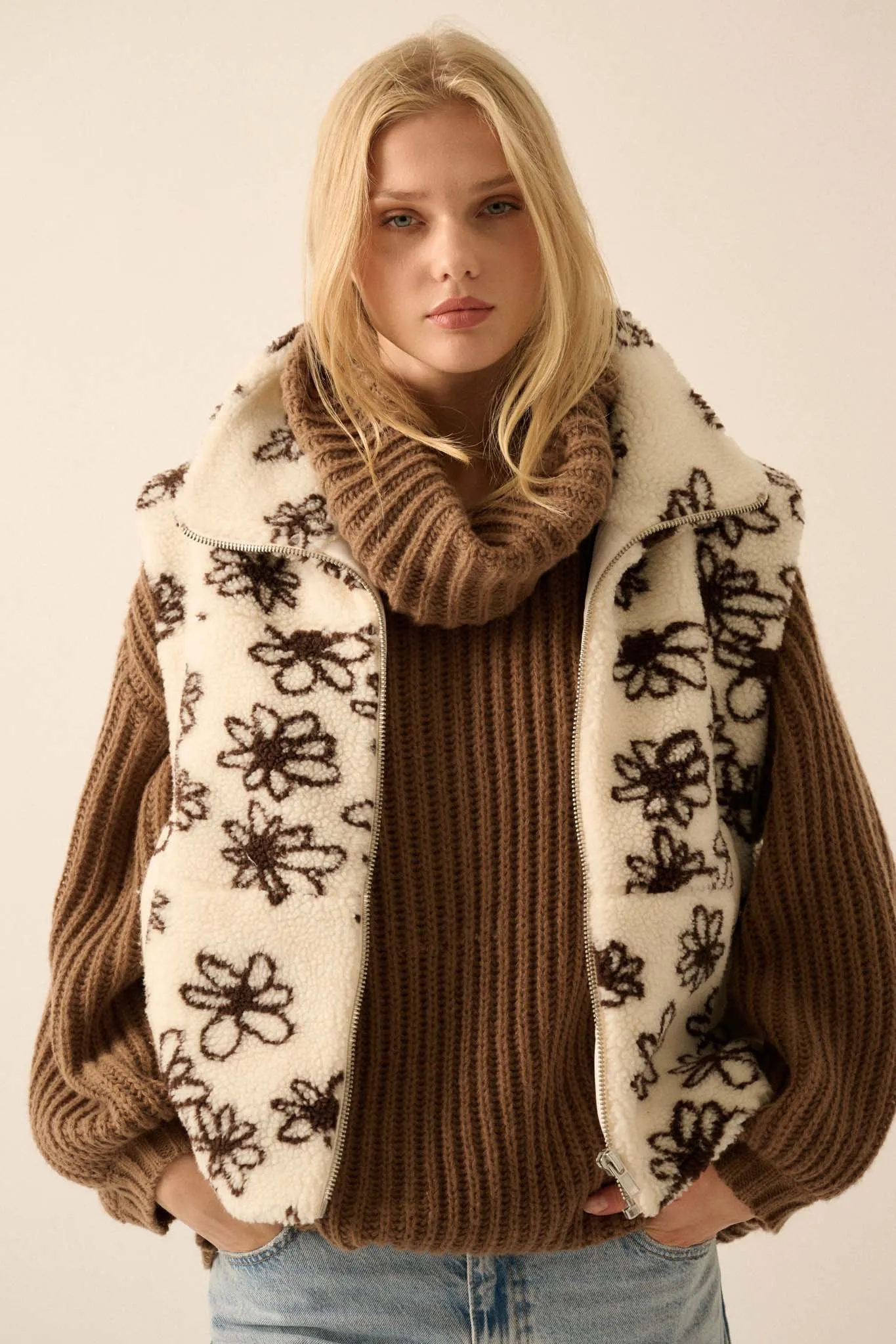 Winter Garden Floral-Print Sherpa Fleece Vest