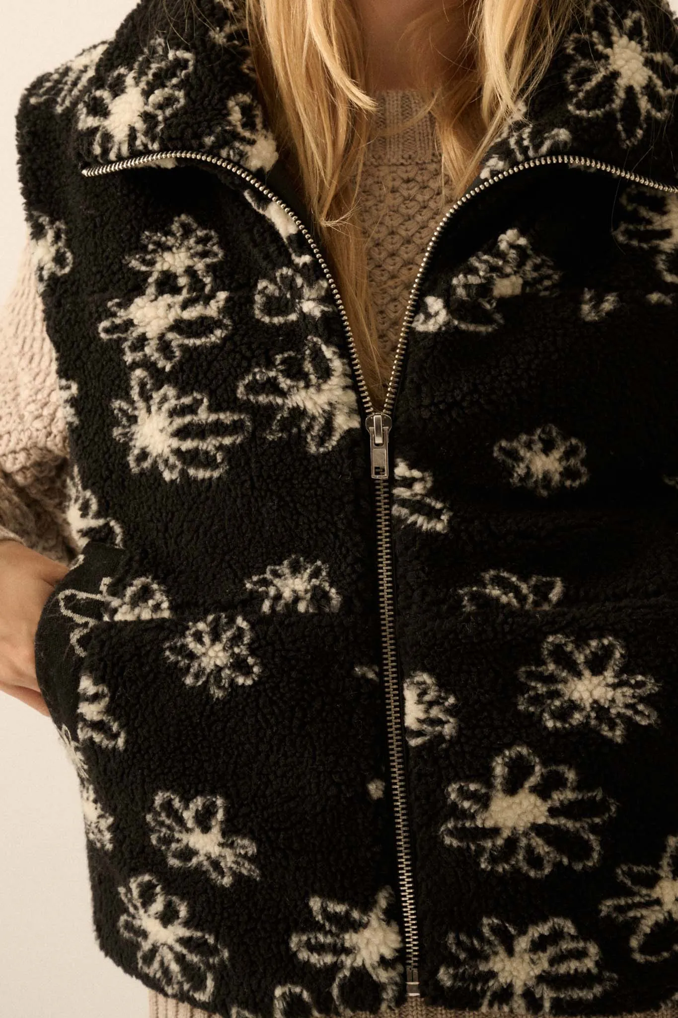 Winter Garden Floral-Print Sherpa Fleece Vest